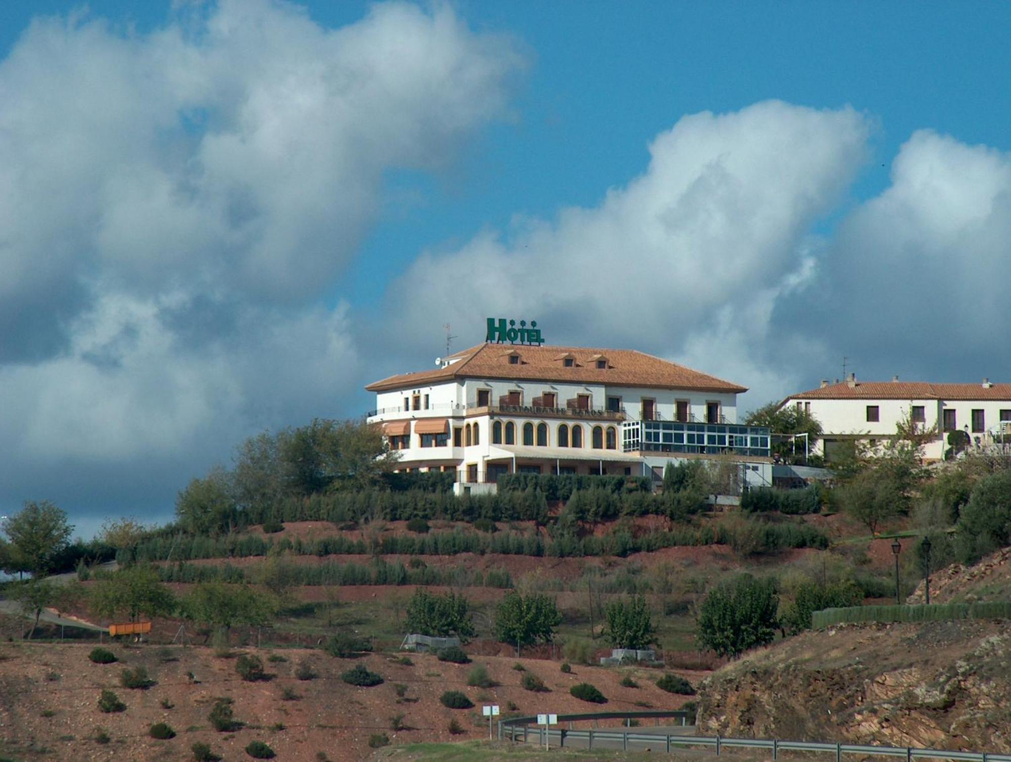 Baños de la Encina Hotel Restaurante Banos מראה חיצוני תמונה