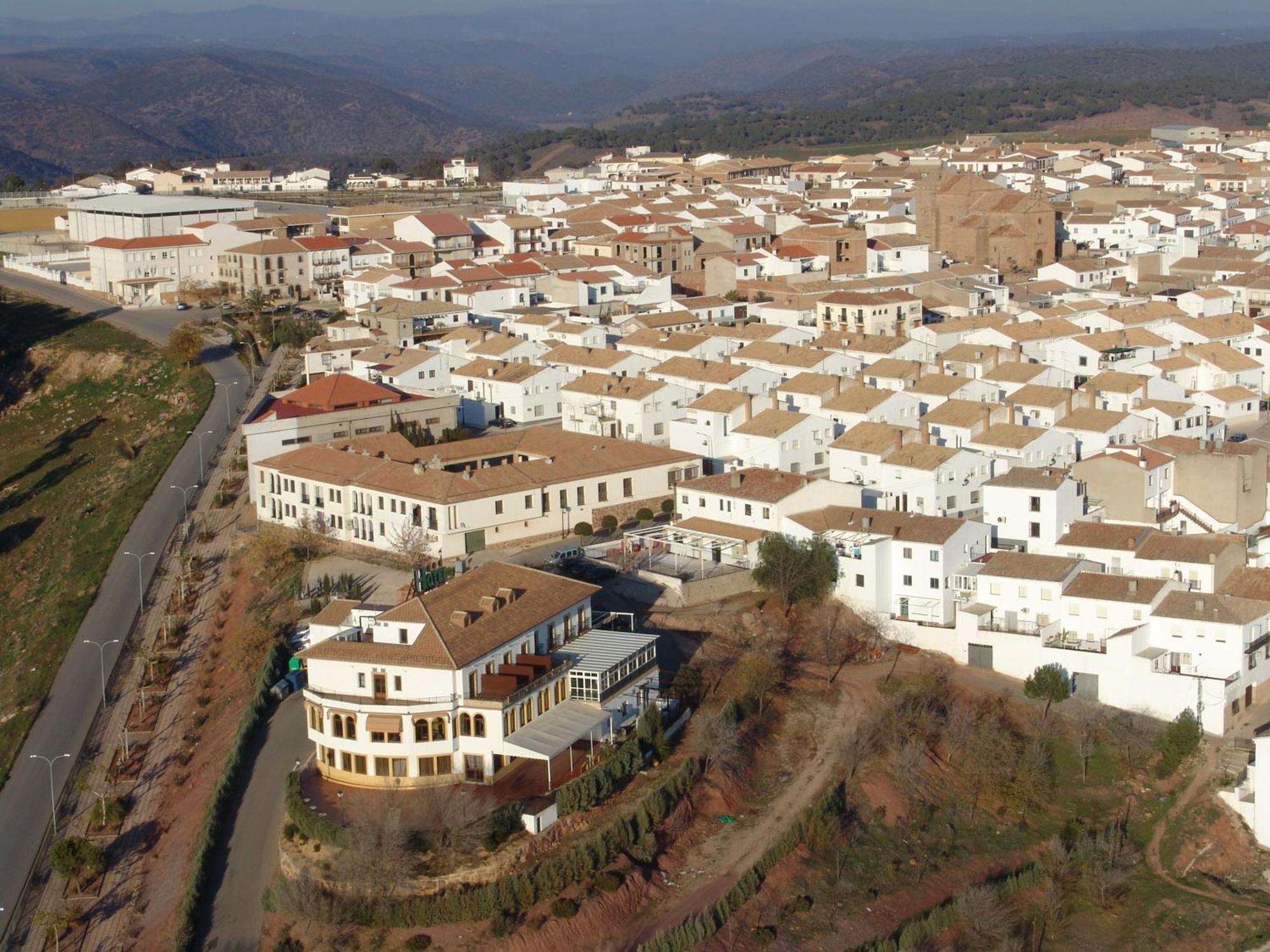Baños de la Encina Hotel Restaurante Banos מראה חיצוני תמונה