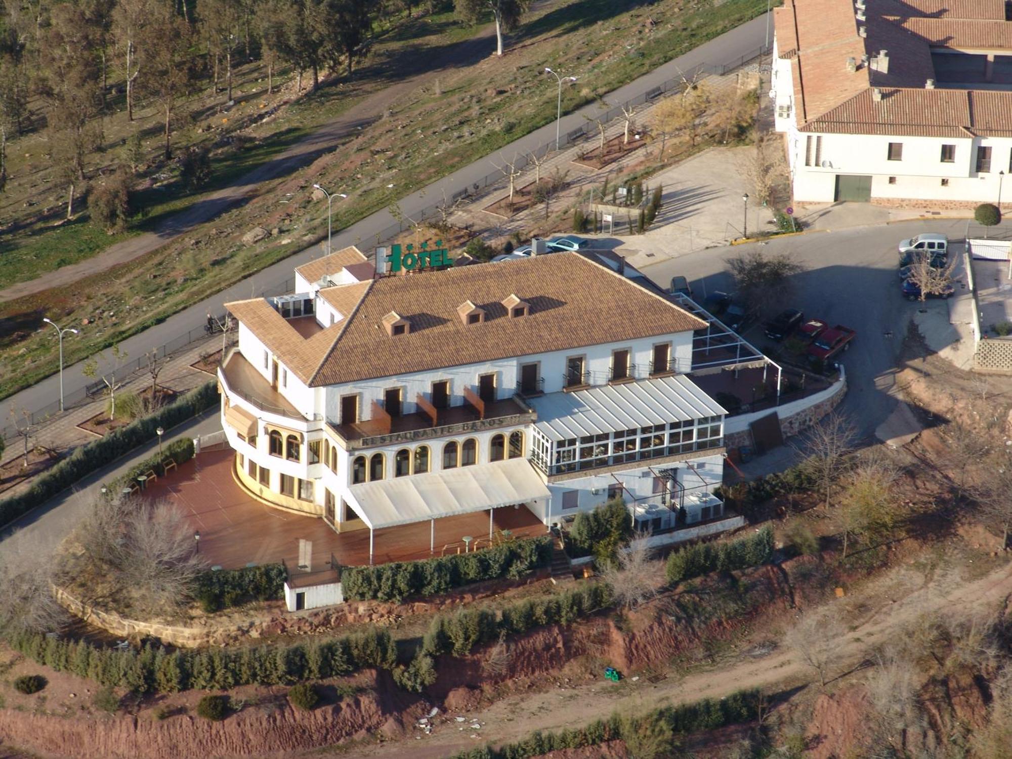 Baños de la Encina Hotel Restaurante Banos מראה חיצוני תמונה
